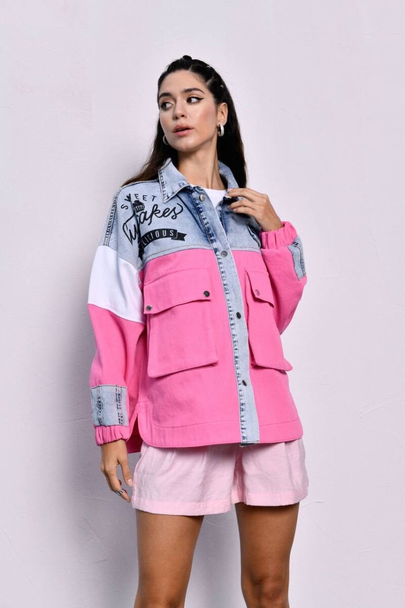 Pembe Kot Detaylı Yağmurluk