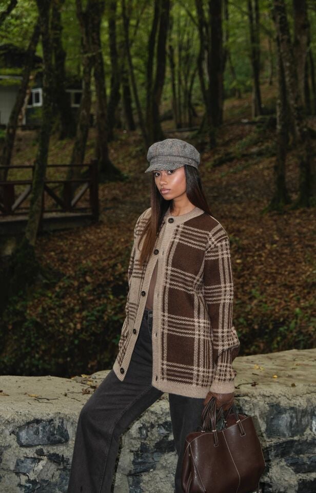 Ekose Detaylı Hırka