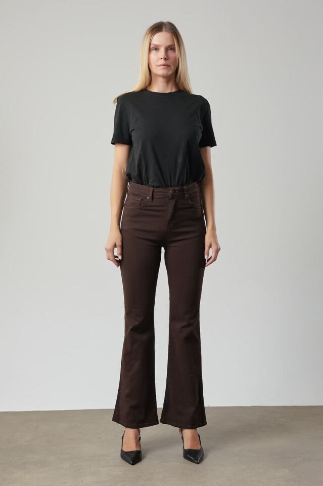 Acı Kahverengi İspanyol Jean