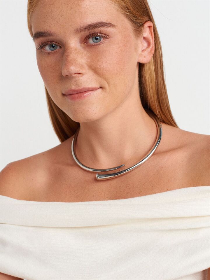 Omzu Açık Triko Bluz