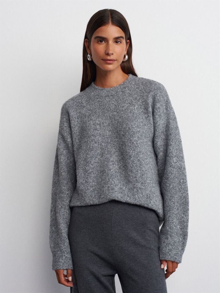 Bisiklet Yaka Yumuşak Dokulu Kazak