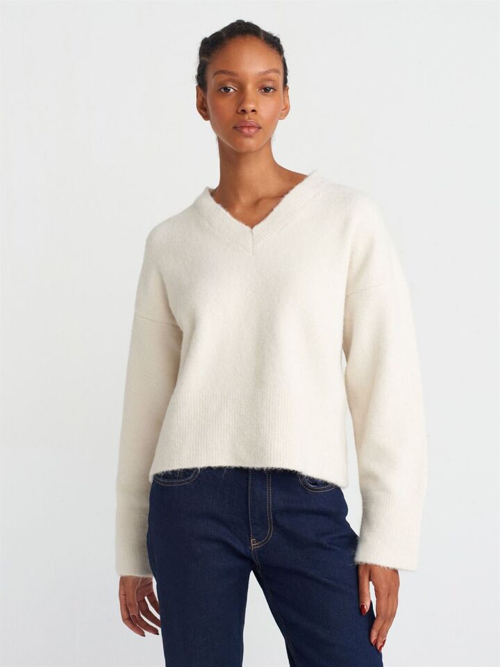 V Yaka Yün Karışımlı Kazak