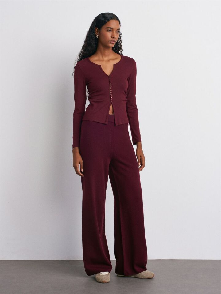 Düğme Detaylı Büzgülü Top